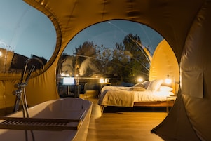 Suite Pinar | 1 quarto, roupas de cama premium, edredons de pluma