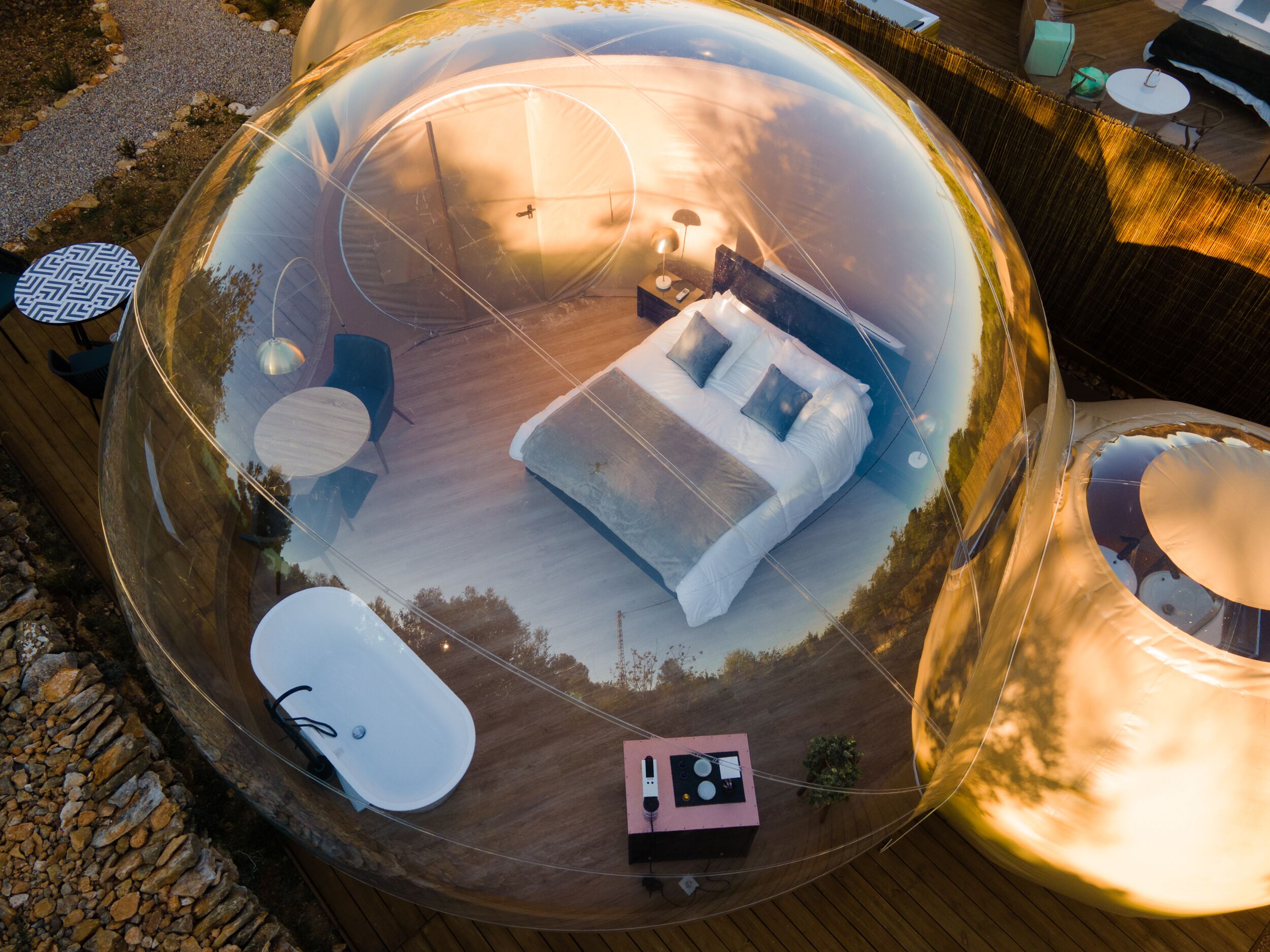 1 bedroom, premium bedding, down duvets, free minibar