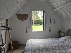 1 bedroom, iron/ironing board, free WiFi, bed sheets - Jolie Petite Maison Bretonne, à 15km des Plages de St Cast et St Jacut (Pluduno)