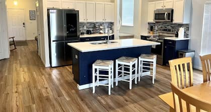 Near Disney - 5BR - 10PPL - Pool - Spa - Gameroom!