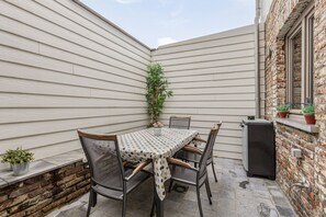 Outdoor dining - 5 Sterren Vakantiewoning Bibi Tongeren (Tongeren)