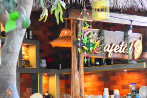 Café da manhã continental grátis todos os dias