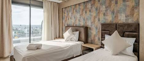 4 slaapkamers, een strijkplank/strijkijzer, wifi, beddengoed