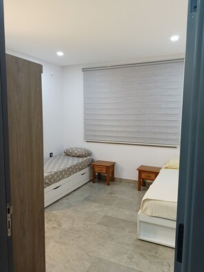 3 bedrooms, WiFi, bed sheets