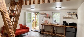 Cozy little cabin for two or you can bring the whole crew