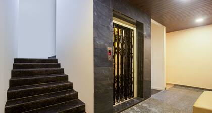 Itsy Hotels Yogeshwara Grand