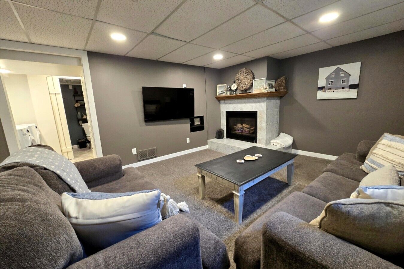 Pool + Hot Tub + Sauna | Fargos Ultimate Stay - Fargo, ND