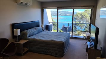 Studio Apartment | Living area