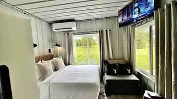 2 quartos, ferros/tábuas de passar roupa, Wi-Fi, roupa de cama