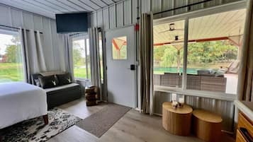 2 quartos, ferros/tábuas de passar roupa, Wi-Fi, roupa de cama