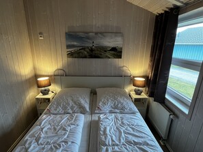 6 Schlafzimmer, Bügeleisen/Bügelbrett, Reisekinderbett, kostenloses WLAN