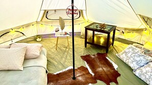 Design Tent | Egyptian cotton sheets, premium bedding, down duvets, free WiFi - Beysicair Tents & Campground  (California City)