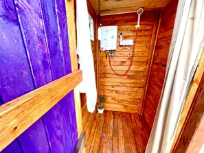 Bathroom shower - Beysicair Tents & Campground  (California City)
