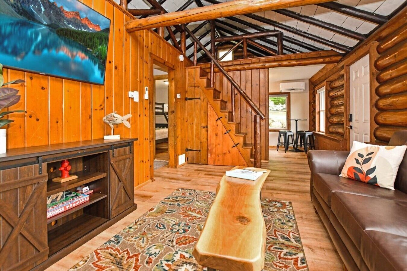 Walk To Beach - Close To Town - Pet Friendly Cabin - Lake George, NY