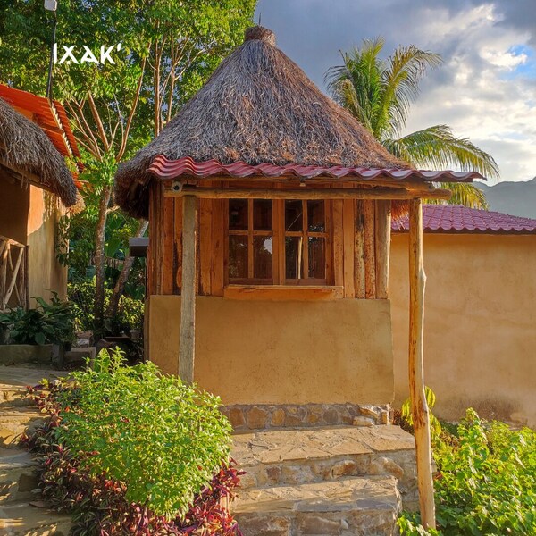 Ixak Cabañas - Querétaro