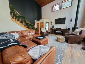 Smart TV, fireplace, video games