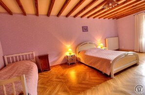 3 bedrooms, iron/ironing board, travel cot, free WiFi