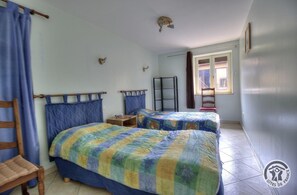 2 Schlafzimmer, Reisekinderbett, kostenloses WLAN