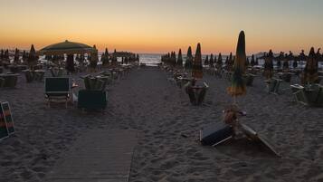 Sun loungers, beach towels