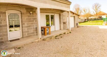 Monts Vikost - Anglure