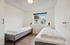 4 chambres, lit de bébé portatif, accès au Wi-Fi (inclus)
