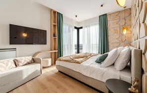 4 habitaciones, caja de seguridad en la habitación y cuna de viaje 