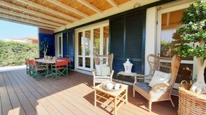 Outdoor dining - Forte dei Marmi Villa Didi a stone's throw from the center 3 bedrooms and privat (FORTE DEI MARMI)