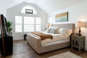 5 chambres, fer et planche à repasser, Wi-Fi gratuit, draps fournis