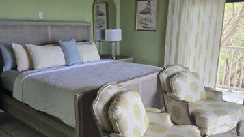7 bedrooms, in-room safe, iron/ironing board, free WiFi