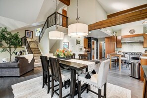 Dining - Newly Updated Home in Downtown Breckenridge - 100 Yards to Ski Bus! (Breckenridge)
