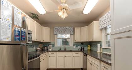 Oceanfront pet friendly home with pool and hot tub sleeps twenty