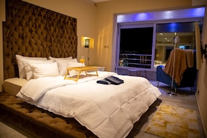 2 chambres, fer et planche à repasser, Wi-Fi, literie fournie