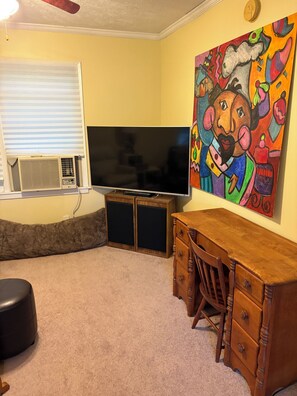 Interior - The Perfect Home Base to Explore The Carolinas, See Family, or Find Quiet (Bennettsville)