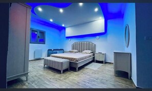4 camere, ferro/asse da stiro, Wi-Fi, lenzuola