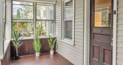 Brand New Stylish Noho Apartment