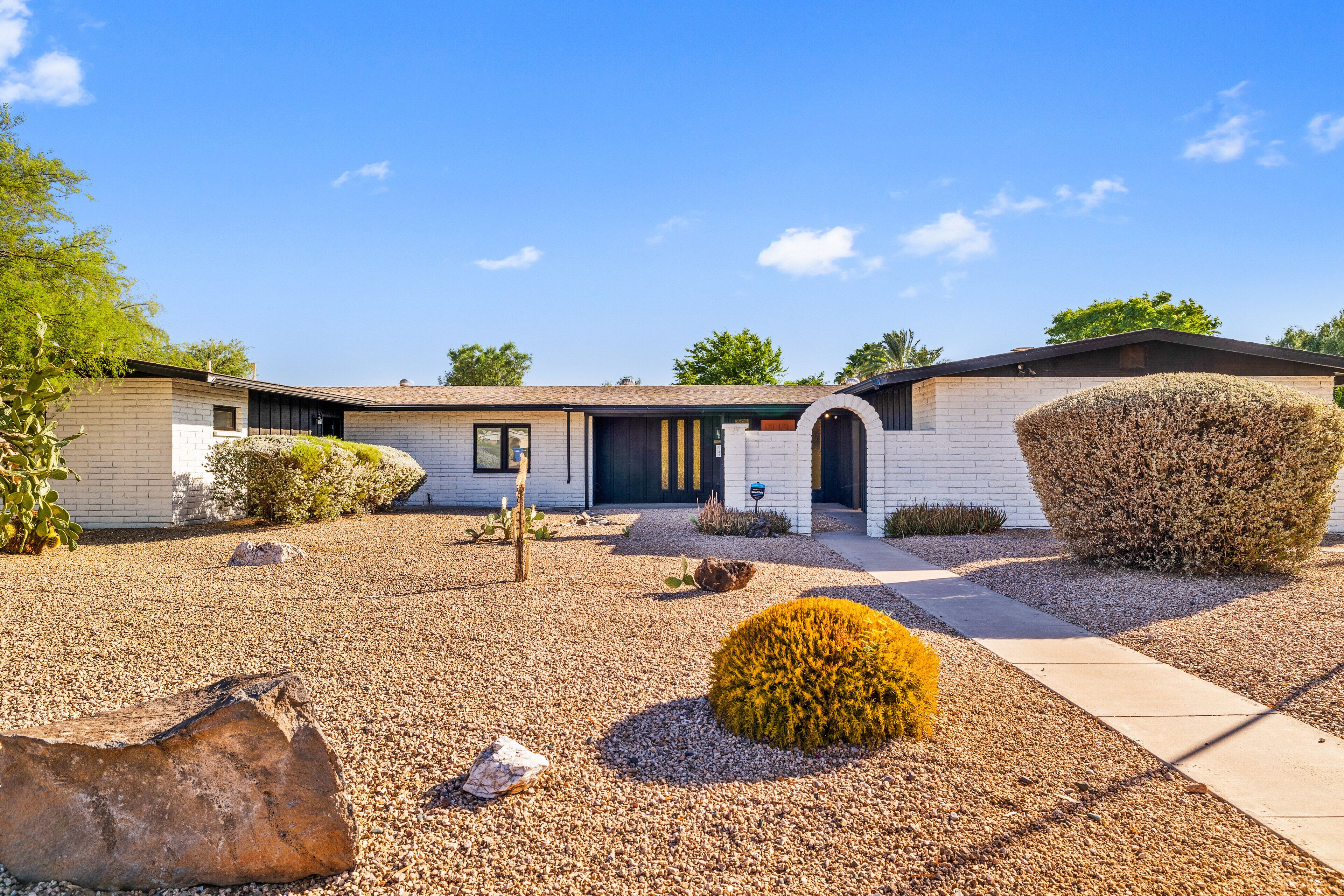 Home In The Heart of Scottsdale.