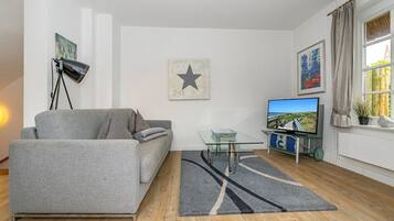 Tv, stereoanlæg