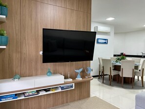 Interior - Apenas 3 Minutos do Mar com Piscina Incrível (Ingleses Norte Florianópolis)