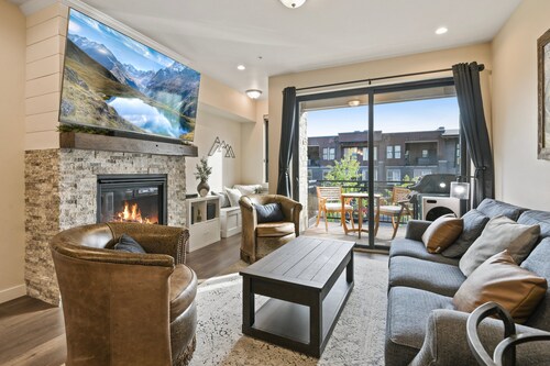 Downtown WP Villa 254 I Private Rooftop Hot Tub I Great Views I Discounted Attractions