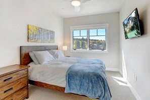 2 Schlafzimmer, Bügeleisen/Bügelbrett, Reisekinderbett, kostenloses WLAN