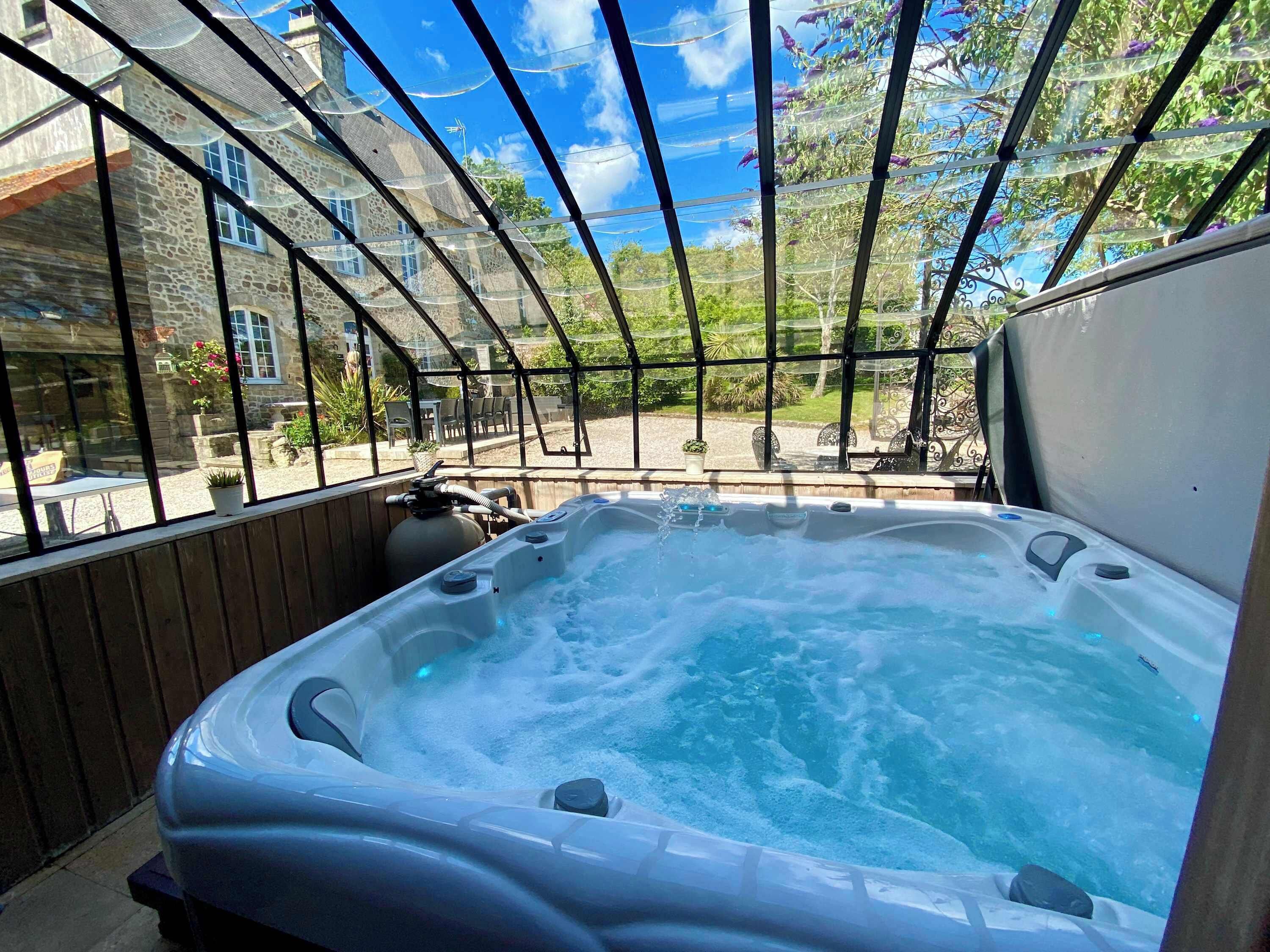 Bain à remous extérieur