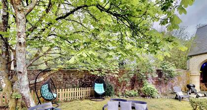 Privatunterkunft · Tamerville · 8 Schlafzimmer · 11 Betten · 4 Badezimmer