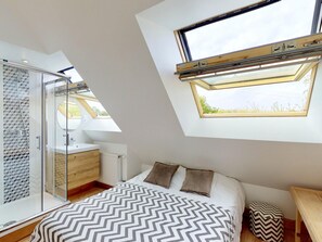 8 bedrooms, iron/ironing board, internet - Duckfly 15 people : jacuzzi sauna, billard, 15min sea (Tamerville)