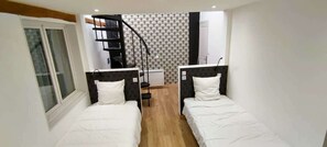 4 bedrooms, iron/ironing board, WiFi - Appartement dans une ecurie 8 Pers hameau paisible (Talmas)