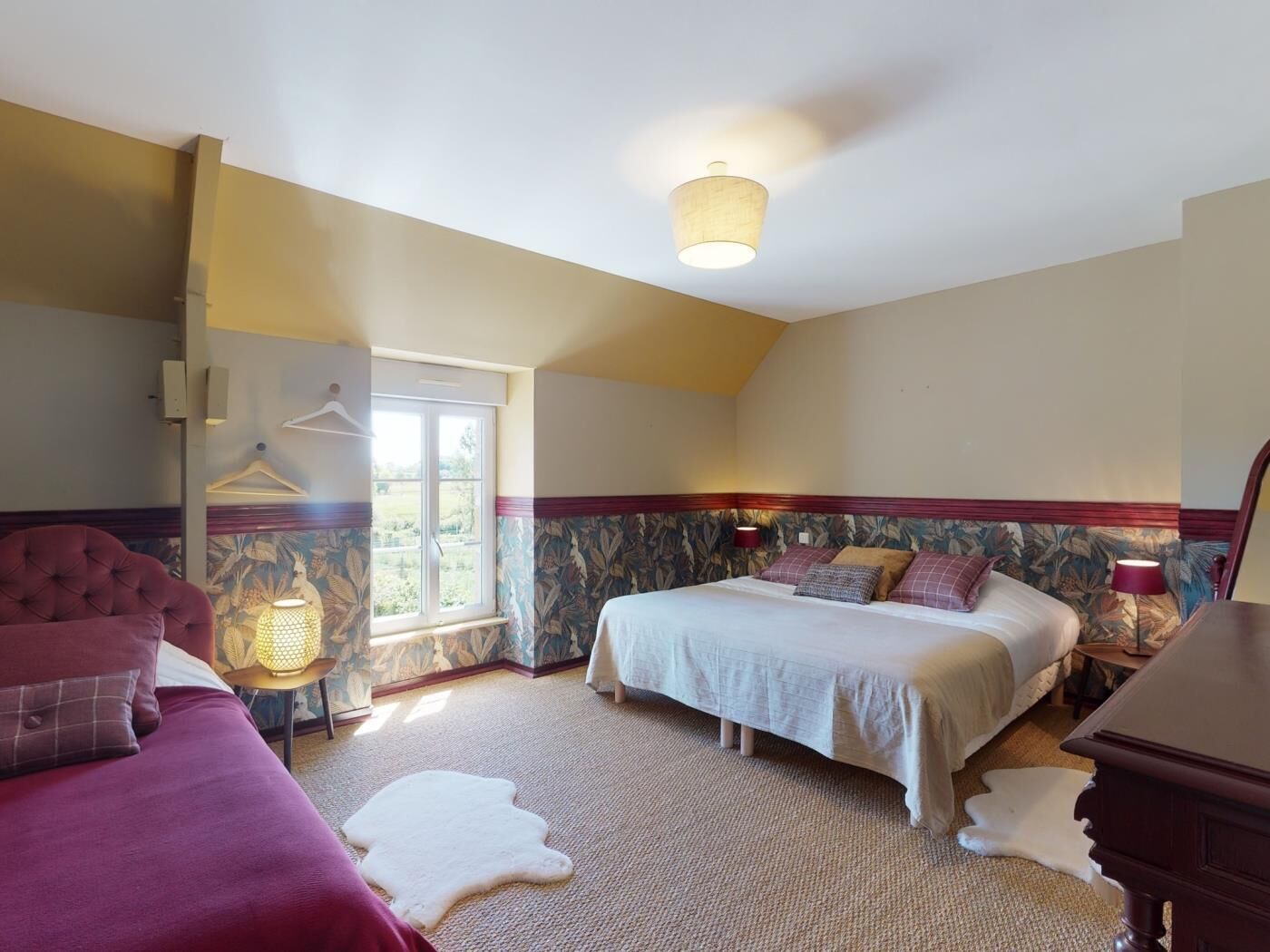5 chambres, fer et planche à repasser, Wi-Fi
