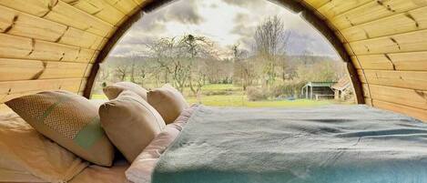 5 Schlafzimmer, Bügeleisen/Bügelbrett, WLAN