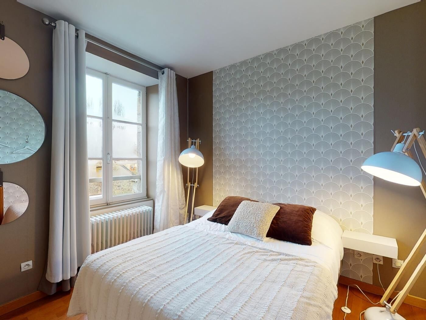 7 bedrooms, iron/ironing board, WiFi