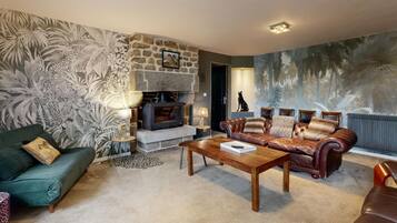 Fireplace, foosball, table tennis, stereo