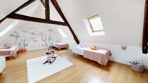 7 chambres, fer et planche à repasser, accès Internet