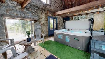 Bain à remous intérieur